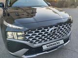 Hyundai Santa Fe 2023 годаүшін16 400 000 тг. в Семей – фото 2