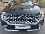 Hyundai Santa Fe 2023 годаүшін16 400 000 тг. в Семей