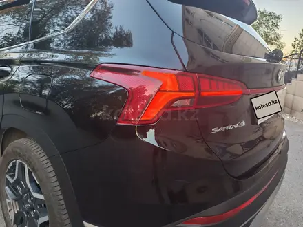 Hyundai Santa Fe 2023 года за 16 400 000 тг. в Семей – фото 9