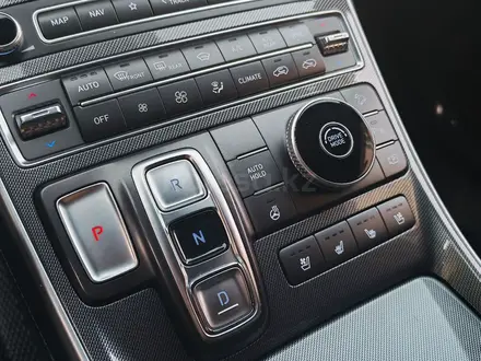 Hyundai Santa Fe 2023 года за 16 400 000 тг. в Семей – фото 13