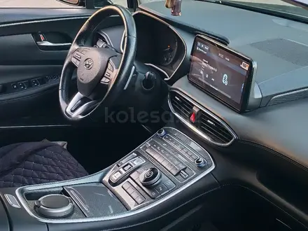Hyundai Santa Fe 2023 года за 16 400 000 тг. в Семей – фото 24