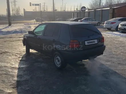 Volkswagen Golf 1993 года за 1 150 000 тг. в Астана – фото 4