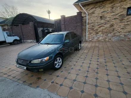 Toyota Camry 1998 года за 2 700 000 тг. в Кызылорда – фото 10