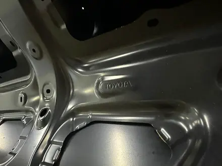 Крышка багажника на Toyota Camry 70 новый оригинал за 220 000 тг. в Астана – фото 9