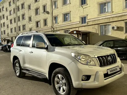 Toyota Land Cruiser Prado 2013 года за 15 000 000 тг. в Атырау – фото 10