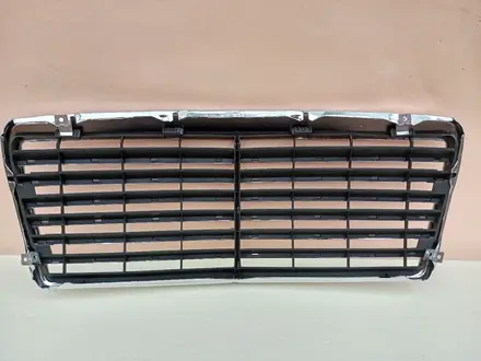 Решетка радиатора комплект на Мерседес 124Е (94-95) за 17 000 тг. в Алматы – фото 4