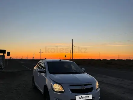 Chevrolet Cobalt 2021 года за 4 300 000 тг. в Атырау – фото 2