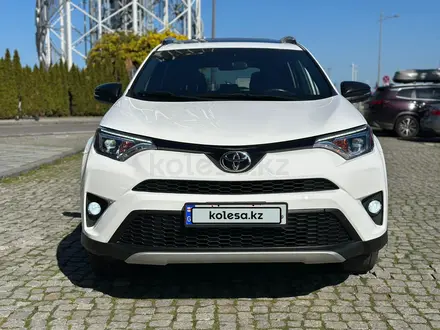 Toyota RAV4 2016 года за 8 800 000 тг. в Актау – фото 17