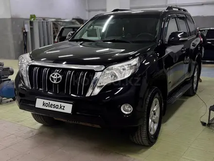 Toyota Land Cruiser Prado 2013 года за 17 000 000 тг. в Актобе – фото 2