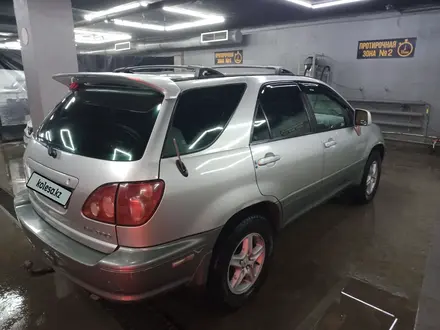 Lexus RX 300 2000 года за 5 500 000 тг. в Астана – фото 4