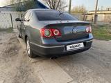 Volkswagen Passat 2010 года за 4 400 000 тг. в Уральск – фото 4