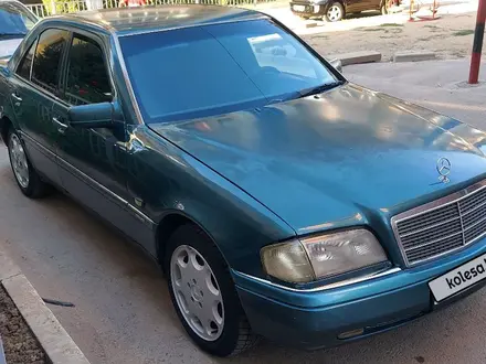 Mercedes-Benz C 180 1994 года за 1 600 000 тг. в Алматы – фото 2