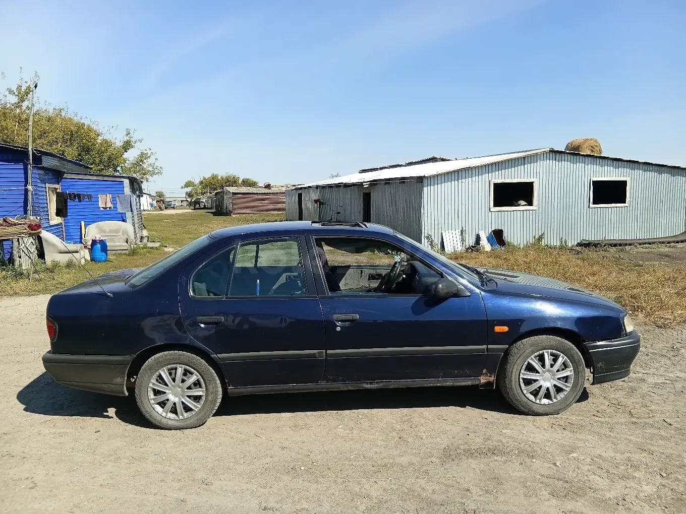 Nissan Primera, 1993