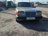 Mercedes-Benz E 200 1991 года за 1 550 000 тг. в Караганда – фото 2