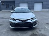 Toyota Camry 2019 года за 13 800 000 тг. в Актау – фото 2