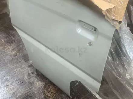 ДВЕРИ ПЕРЕДНИЕ НА Faw 1024 6371 за 95 000 тг. в Алматы