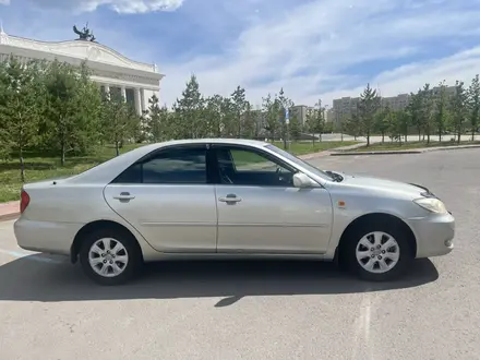 Toyota Camry 2004 года за 5 000 000 тг. в Астана – фото 4