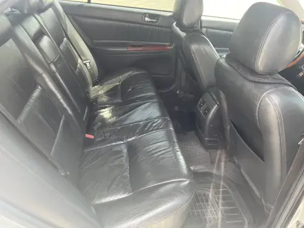 Toyota Camry 2004 года за 5 000 000 тг. в Астана – фото 16
