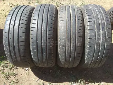 Шины 195/65 R15 — "Dunlop Sport bluResponse" (Германия), летние за 80 000 тг. в Астана