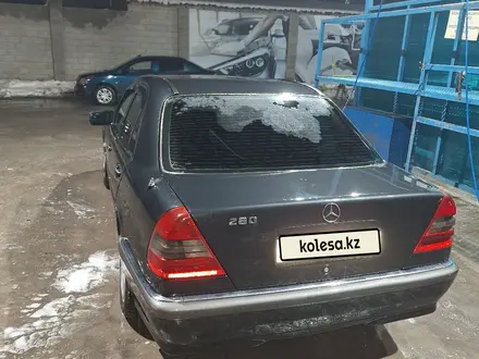 Mercedes-Benz C 280 1994 года за 1 700 000 тг. в Алматы – фото 2