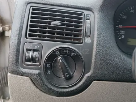 Volkswagen Golf 1998 года за 1 700 000 тг. в Алматы – фото 13