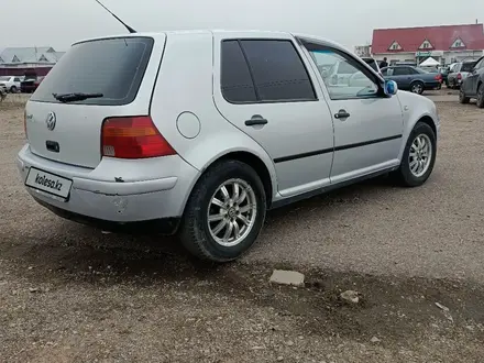 Volkswagen Golf 1998 года за 1 700 000 тг. в Алматы – фото 4