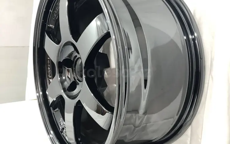 TE37 8244 R18 8, 5J ET22 5x114, 3 ЦО 73.1 Black Chrome за 360 000 тг. в Алматы
