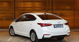 Hyundai Accent 2018 года за 7 690 000 тг. в Атырау – фото 3