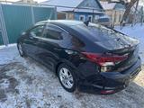 Hyundai Elantra 2020 года за 8 000 000 тг. в Уральск – фото 5