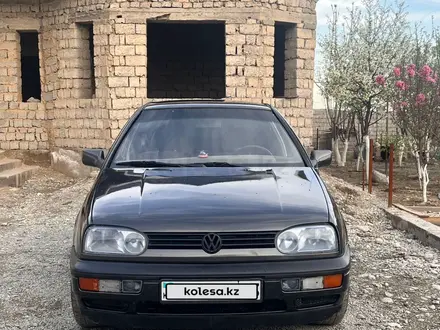 Volkswagen Golf 1994 года за 2 200 000 тг. в Шымкент