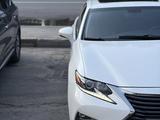 Lexus ES 200 2017 года за 11 500 000 тг. в Алматы – фото 3