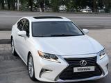 Lexus ES 200 2017 года за 11 500 000 тг. в Алматы – фото 4