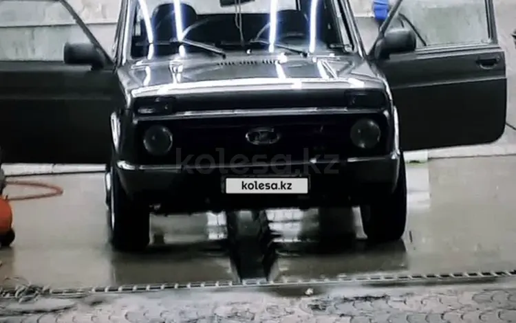ВАЗ (Lada) Lada 2121 2015 годаүшін2 600 000 тг. в Сарыагаш