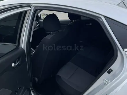 Hyundai Accent 2018 года за 7 150 000 тг. в Актау – фото 6