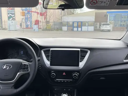 Hyundai Accent 2018 года за 7 150 000 тг. в Актау – фото 7