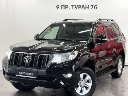 Toyota Land Cruiser Prado 2018 года за 22 000 000 тг. в Астана