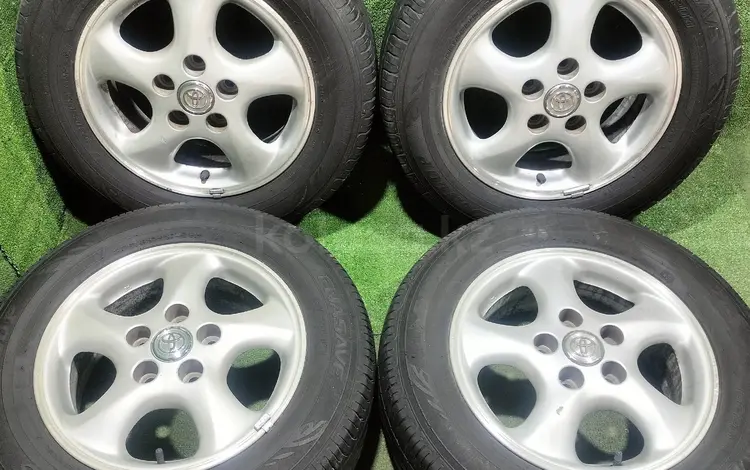 Диск с шинами Dunlop на Toyota Windom 20 205/65 R15 летний за 120 000 тг. в Алматы