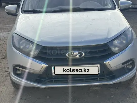 ВАЗ (Lada) Granta 2190 2018 года за 3 900 000 тг. в Актобе