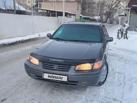 Toyota Camry 1999 года за 3 100 000 тг. в Алматы – фото 3