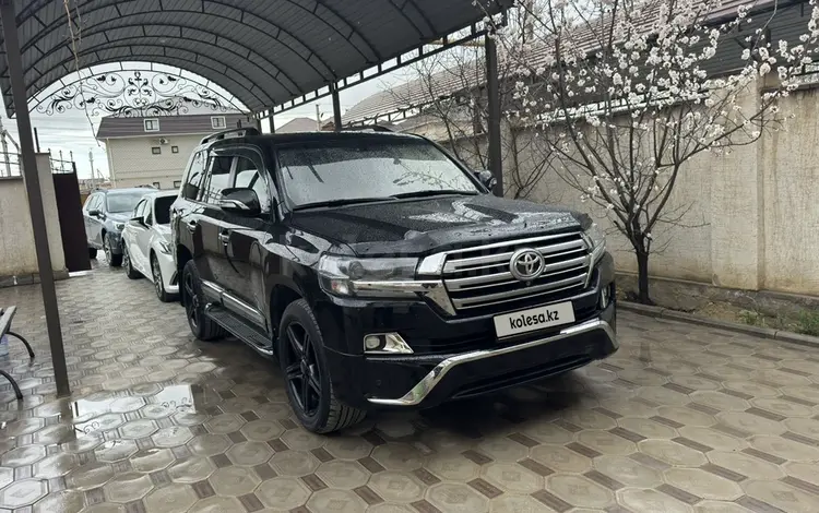 Toyota Land Cruiser 2015 года за 20 490 000 тг. в Актау