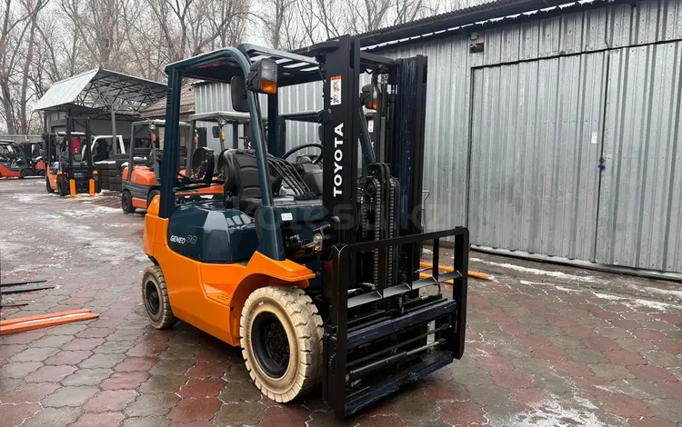 Toyota  7FG25 2000 года за 5 900 000 тг. в Алматы