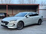 Hyundai Sonata 2023 года за 13 800 000 тг. в Караганда