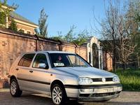 Volkswagen Golf 1994 годаүшін2 200 000 тг. в Шымкент