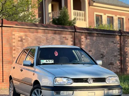 Volkswagen Golf 1994 годаүшін2 200 000 тг. в Шымкент – фото 2