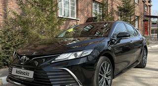 Toyota Camry 2023 года за 16 700 000 тг. в Астана