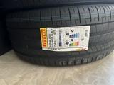 Pirelli P-ZERO non RFT X7 275/40 R22 315/35 R22үшін450 000 тг. в Жезказган