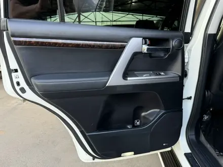 Toyota Land Cruiser 2014 года за 24 700 000 тг. в Алматы – фото 36