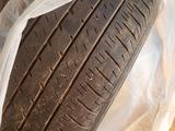 Шины Bridgestone Dueler H/L 33 235/65R18 106V за 65 000 тг. в Уральск – фото 4