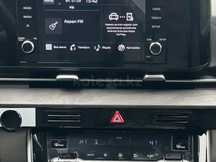 Kia Carnival 2023 года за 17 290 000 тг. в Алматы – фото 18