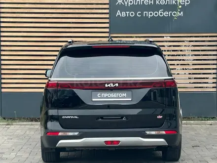 Kia Carnival 2023 года за 17 290 000 тг. в Алматы – фото 5